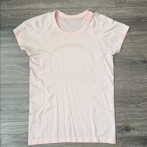 lululemon athletica Light Pink Short Sleeve Tee